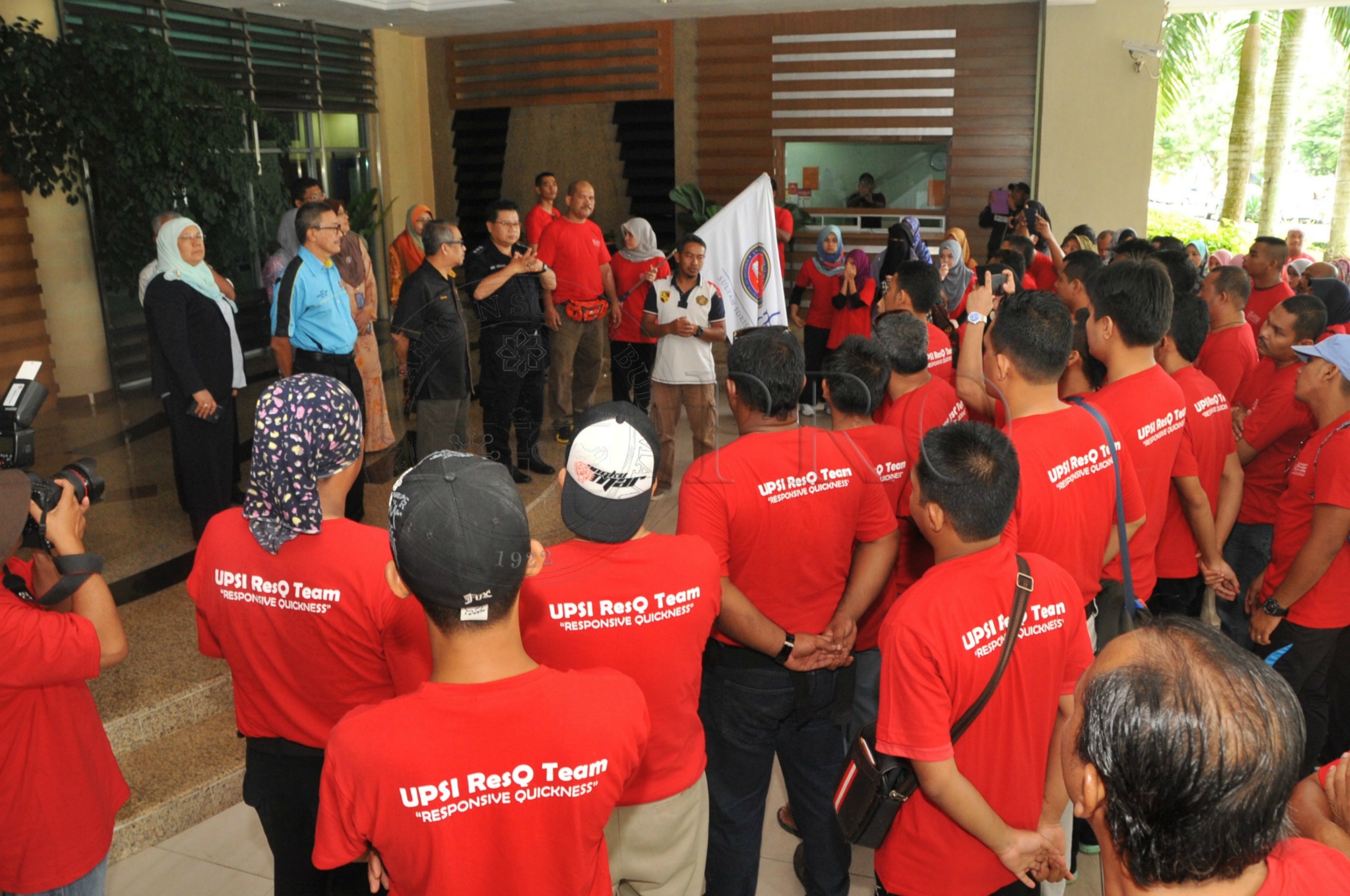 PRO 15 1 RESQ HAS 4230